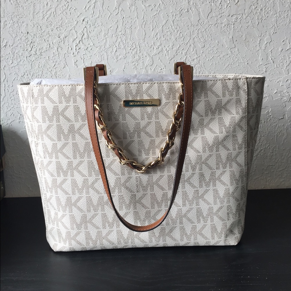 Michael Kors bag